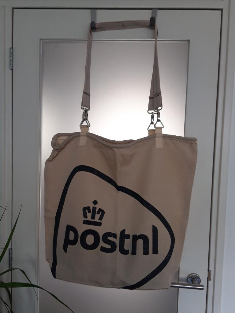 Unieke PostNL Strandtas - Handgemaakt & Duurzaam, Ophalen of Verzenden