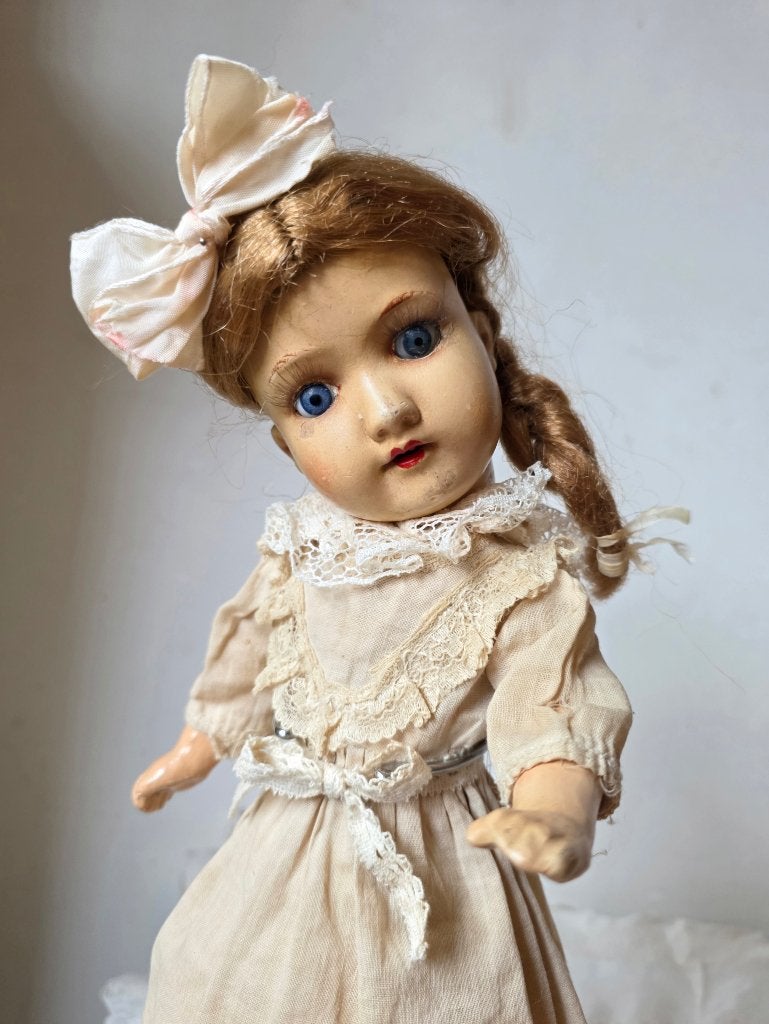 Antieke pop, brocante shabby meisje, armand marseille 390, Ophalen of Verzenden, Gebruikt, Pop