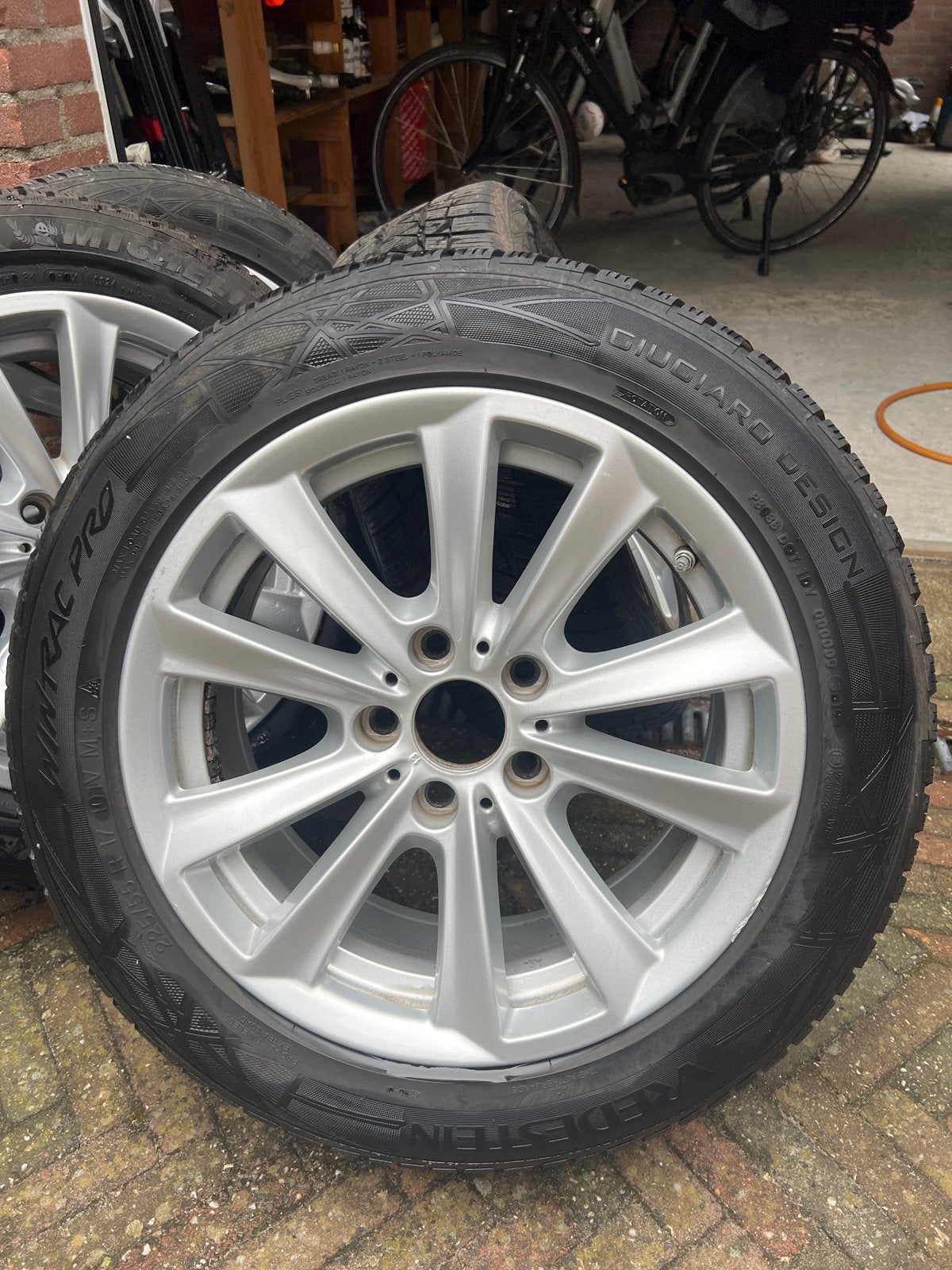 Vredestein Wintrac Pro winterbanden op velgen 225/55 R17, Ophalen, Gebruikt, Banden en Velgen, 17 inch