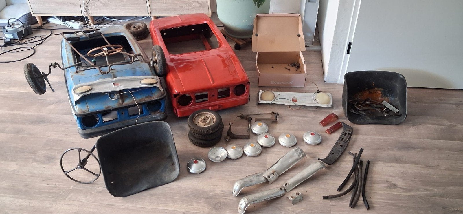trapauto Moskvich 2 stuks, Ophalen