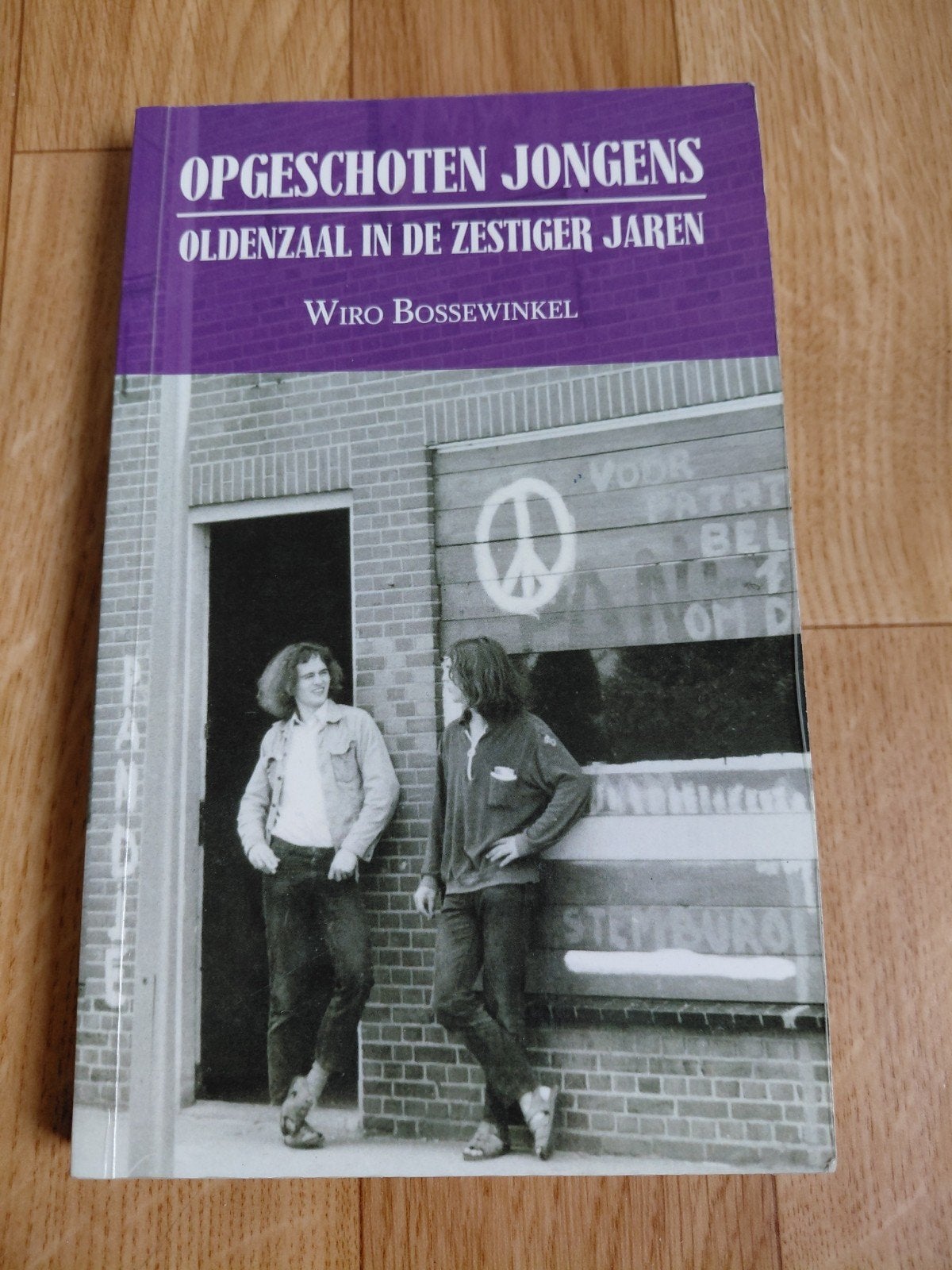 Wiro Bossewinkel - OPGESCHOTEN JONGENS, Ophalen of Verzenden, Zo goed als nieuw, Wiro Bossewinkel