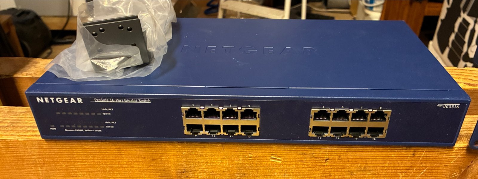 NETGEAR ProSafe JGS516 v2 16-Poorts Gigabit Switch, Ophalen of Verzenden, Gebruikt