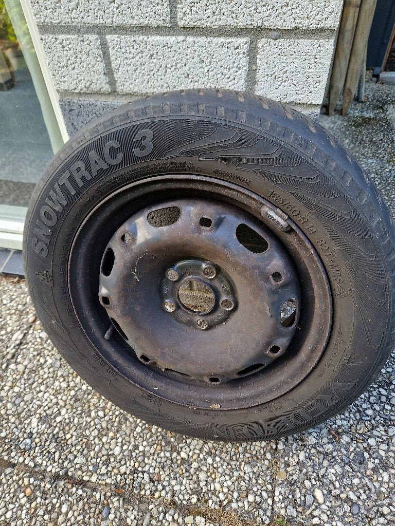 2x vredestein winter- en 2x zomerband / 185-60, Auto-onderdelen, Banden en Velgen, Ophalen, Overige, Gebruikt, Overige