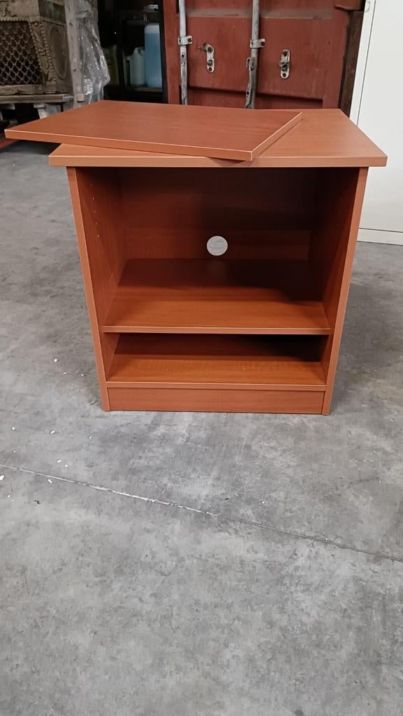Bijzettafel / tv tafel/ nachtkastje  kersenhout, Minder dan 55 cm, Gebruikt, Klassiek, Rechthoekig