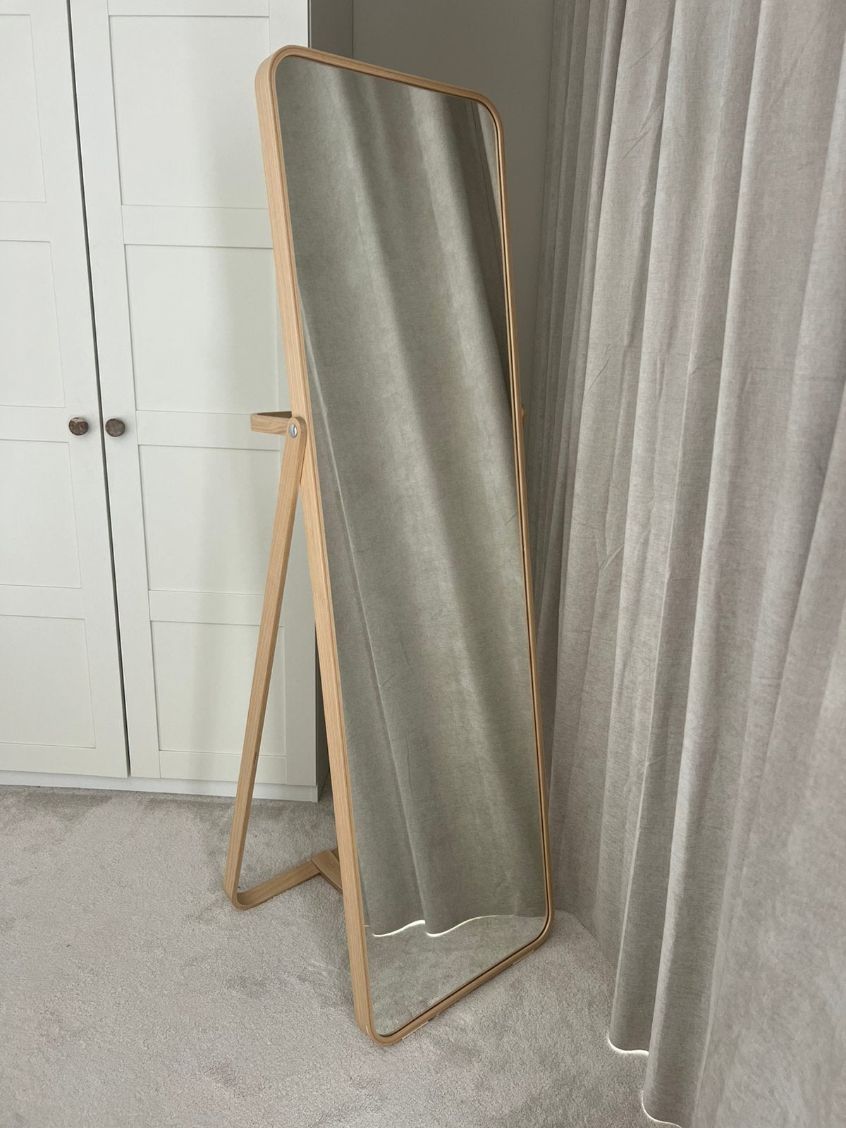 Ikornnes spiegel IKEA, Ophalen, Zo goed als nieuw, 150 tot 200 cm, Rechthoekig