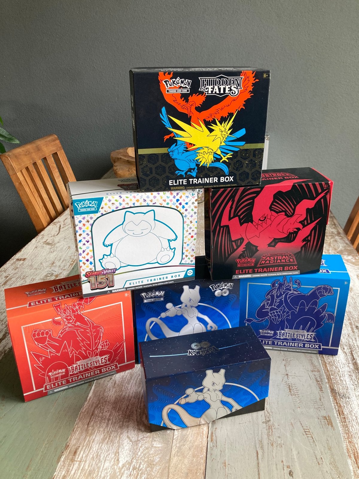 7 Pokemon Elite Trainer Boxen met veel inhoud, Hobby en Vrije tijd, Verzamelkaartspellen | Pokémon, Ophalen, Zo goed als nieuw