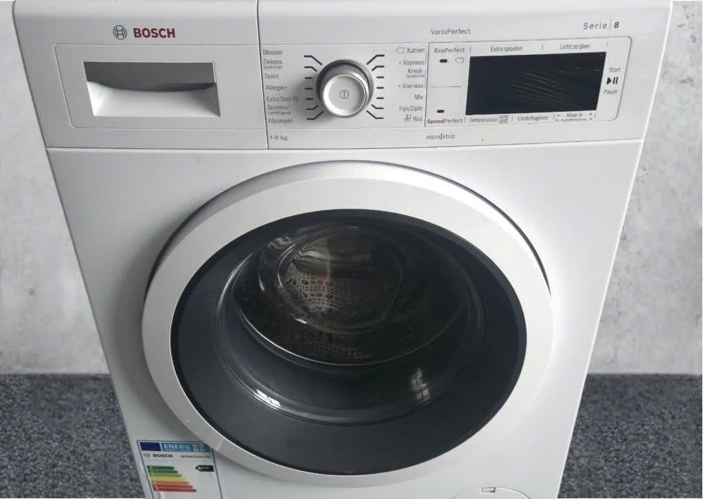 Bosch Wasmachine Serie 8 - 9 kl1600 toeren, Witgoed en Apparatuur, Wasmachines, Ophalen, Gebruikt, 8 tot 10 kg, 1600 toeren of meer
