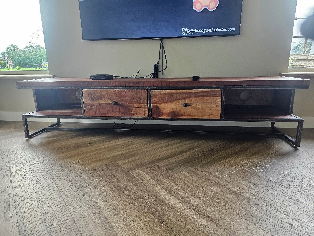 Tv Meubel Acacia/staal, 150 tot 200 cm, Zo goed als nieuw, 25 tot 50 cm, Ophalen