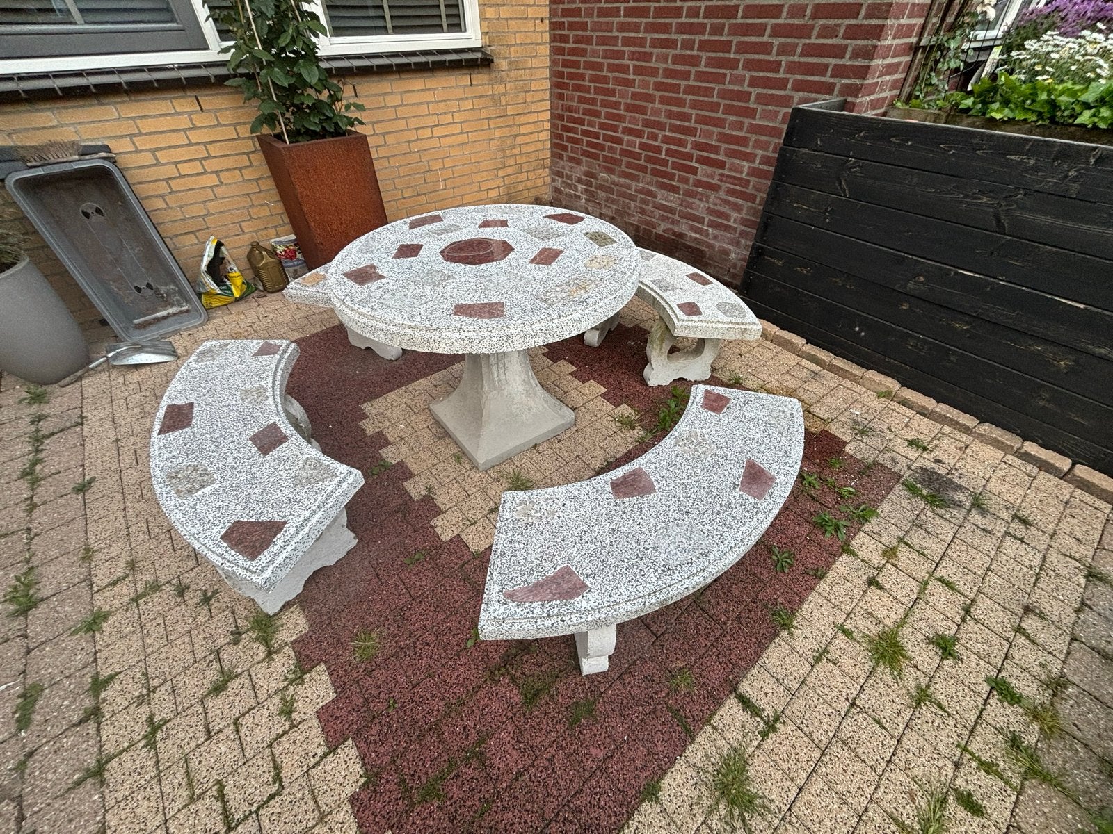 Betonnen tuinset met mozaïek voor 4-8 personen, Tuin en Terras, Tuinsets en Loungesets, Ophalen, Overige materialen, Gebruikt