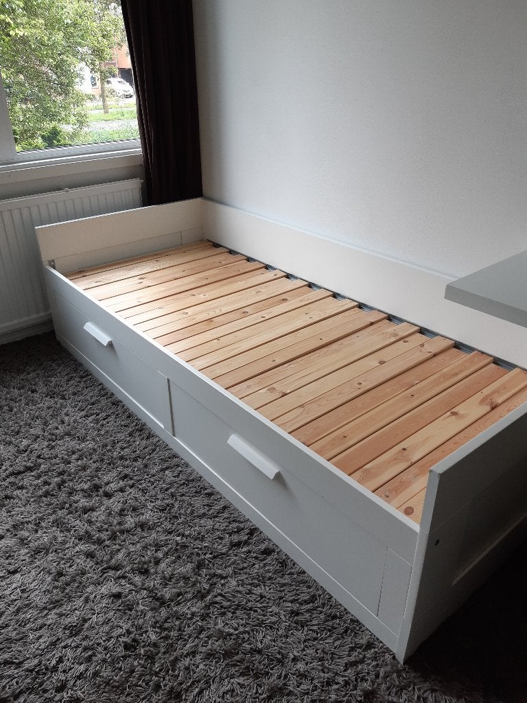Ikea uitschuifbed met 2 grote laden (1 of 2 persoons), Ophalen, 90 cm, Eenpersoons, Modern