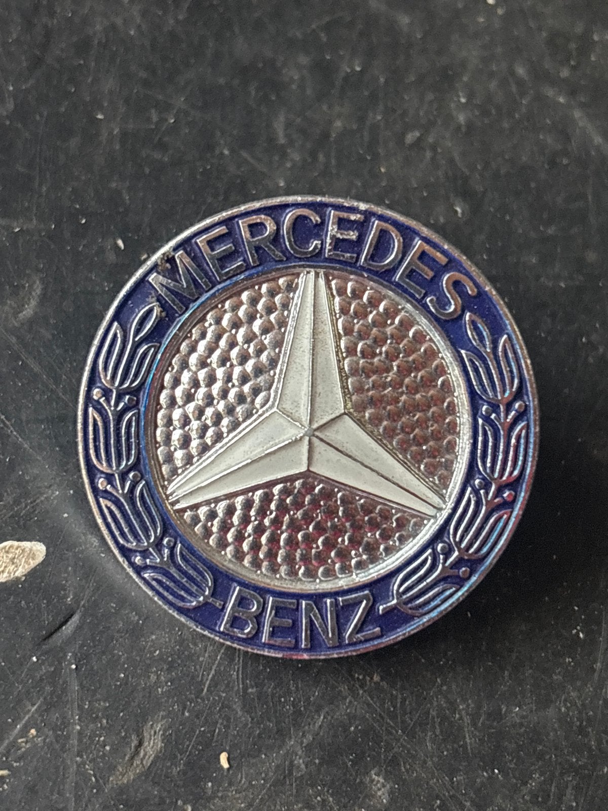 Origineel Mercedes-Benz embleem - 41,5 mm diameter, Auto-onderdelen, Ophalen of Verzenden, Gebruikt, Mercedes-Benz
