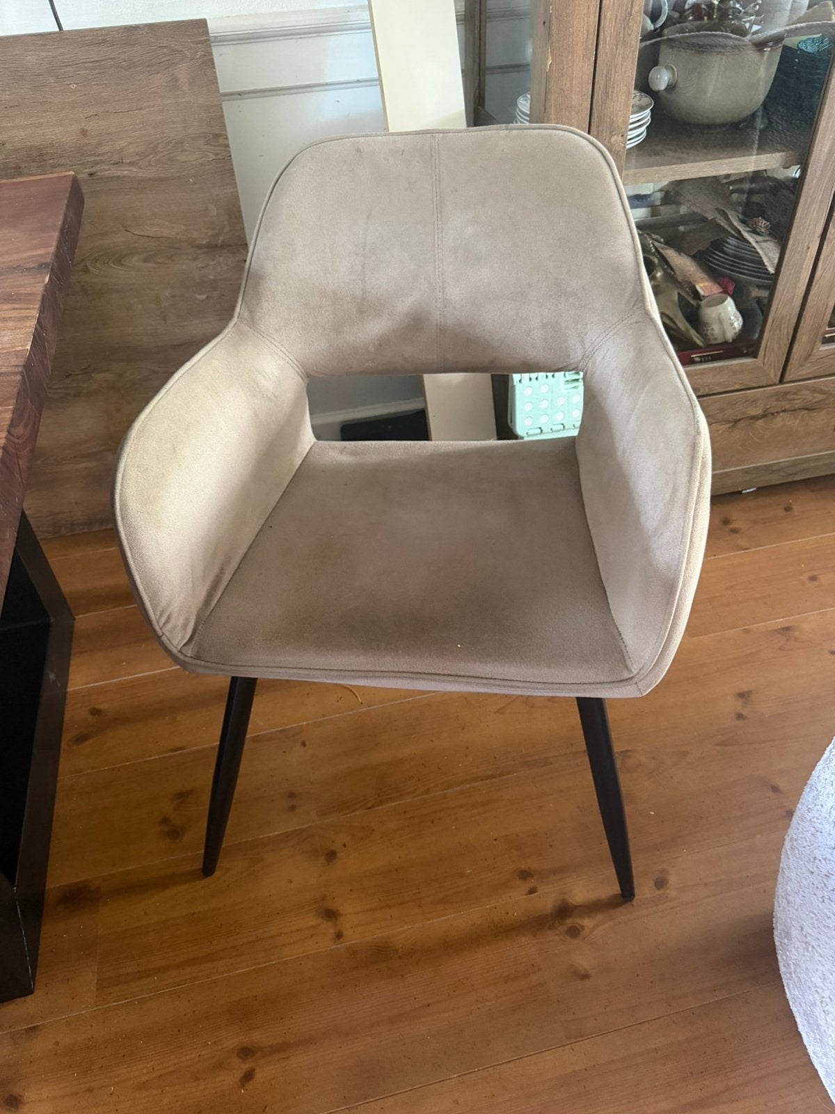 4 Eetkamerstoelen gebruikt 50€ voor allemaal, Ophalen, Zo goed als nieuw, Vier