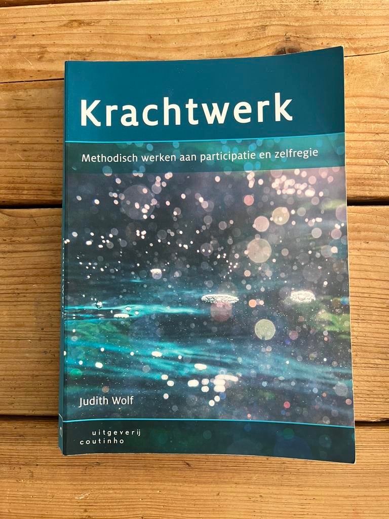 Krachtwerk, methodisch werken aan participatie en zelfregie, Boeken, Studieboeken en Cursussen, Ophalen of Verzenden, Alpha, Zo goed als nieuw