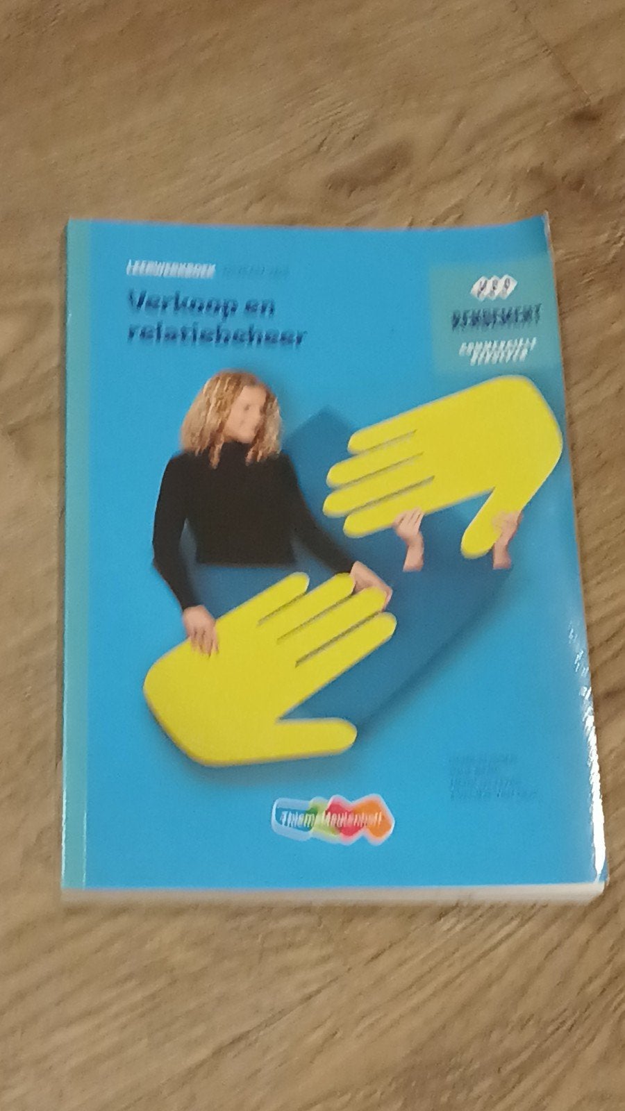 Leerwerkboek Verkoop en relatiebeheer NIVEAU 3&4, Boeken, Henk Tissen, Henk Ottema, Evelien van Dijk, Ophalen of Verzenden, Zo goed als nieuw