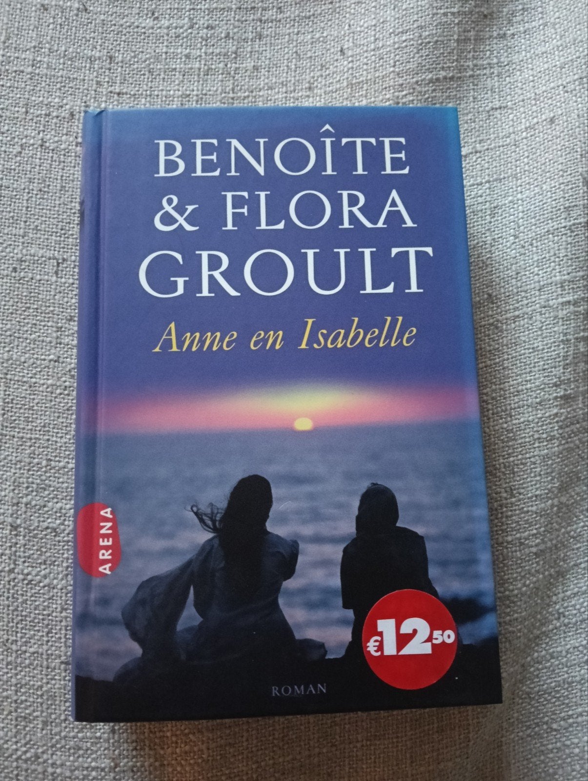 Anne en Isabelle - Benoîte & Flora Groult (Roman), Ophalen of Verzenden, Gelezen, Benoîte & Flora Groult