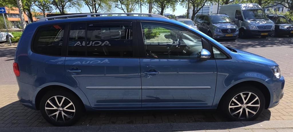 Volkswagen Touran 1.6 TDI 77KW 7 Personen 2015 Blauw 7 Zits, Automaat, Euro 5, Stof, 1503 kg