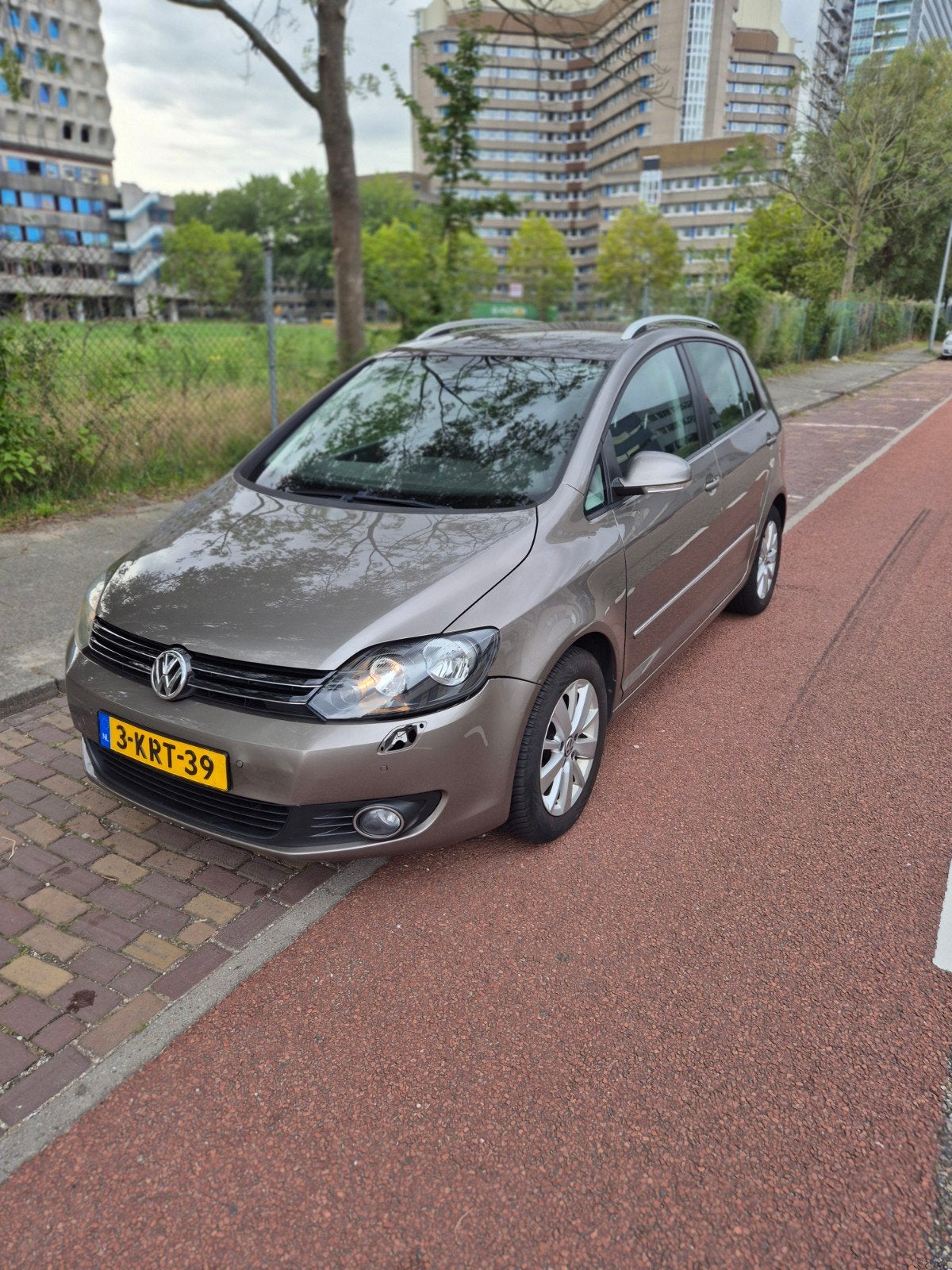 Volkswagen Golf Plus 1.2 TSI 77KW BMT 2013 Bruin, Auto's, 680 kg, 4 cilinders, Origineel Nederlands, 1200 kg