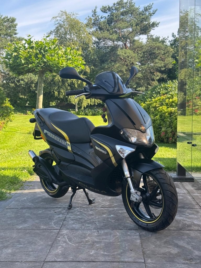 ⭐️Gilera runner rst 50cc 2 takt nette staat 1e eigenaar⭐️