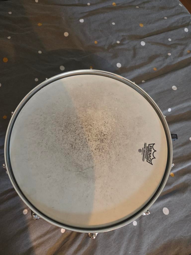 Snaredrum, Ophalen