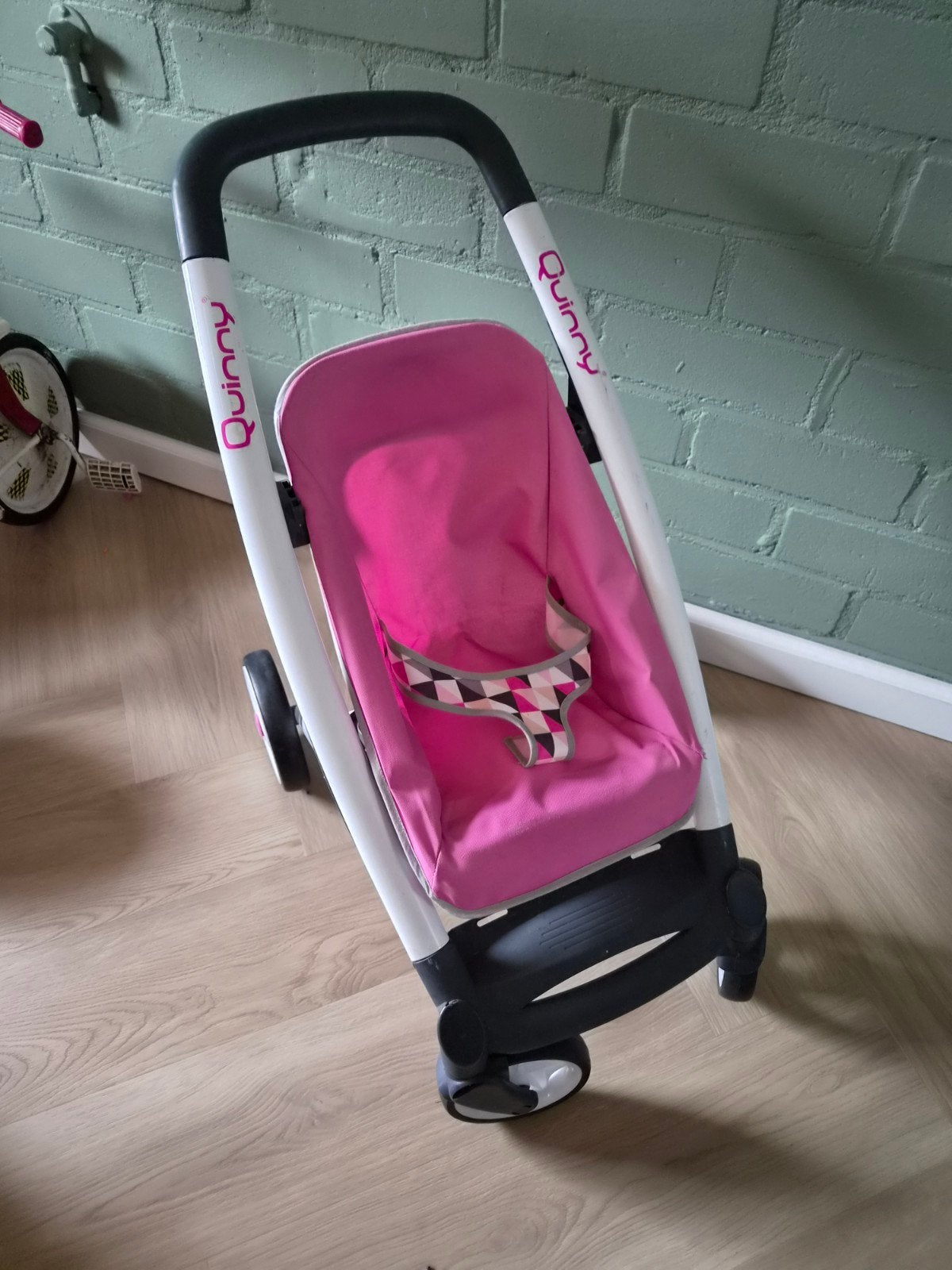 Quinny poppenwagen - Gebruikt maar in goede staat, Kinderen en Baby's, Speelgoed | Poppen, Ophalen of Verzenden, Gebruikt, Babypop