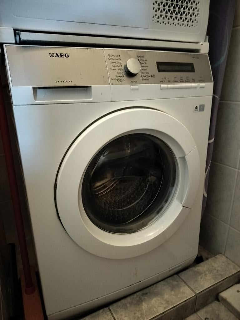 AEG Lavamat L76485FL Wasmachine - in goede staat, Witgoed en Apparatuur, Ophalen, 1200 tot 1600 toeren, 8 tot 10 kg, Zo goed als nieuw