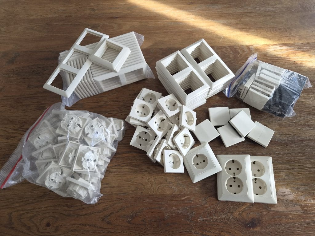 Jung schakelmateriaal AS500 crème, Ophalen of Verzenden, Gebruikt, Jung, Stopcontact