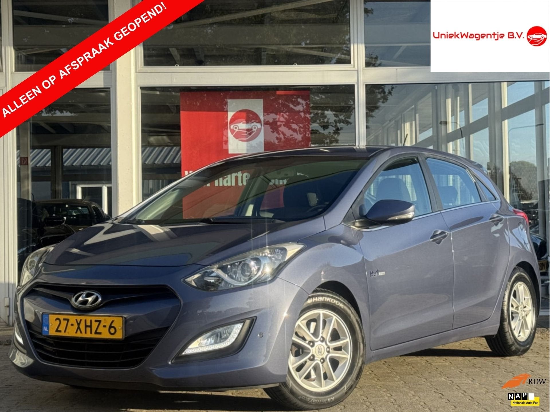 Hyundai i30 1.6 GDI I-VISION | NL-AUTO | 1E EIG | DEALER OH!, Voorwielaandrijving, Gebruikt, 4 cilinders, Blauw