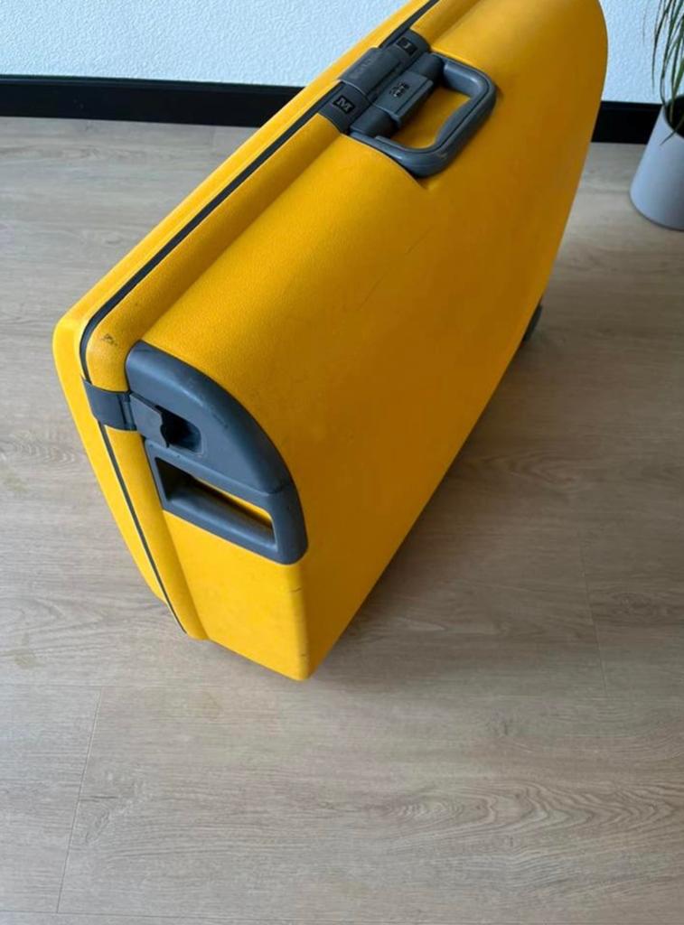 Carlton koffer, gratis af te halen, Sieraden, Tassen en Uiterlijk, Koffers, Overige materialen, Nieuw, 70 cm of meer, 55 cm of meer