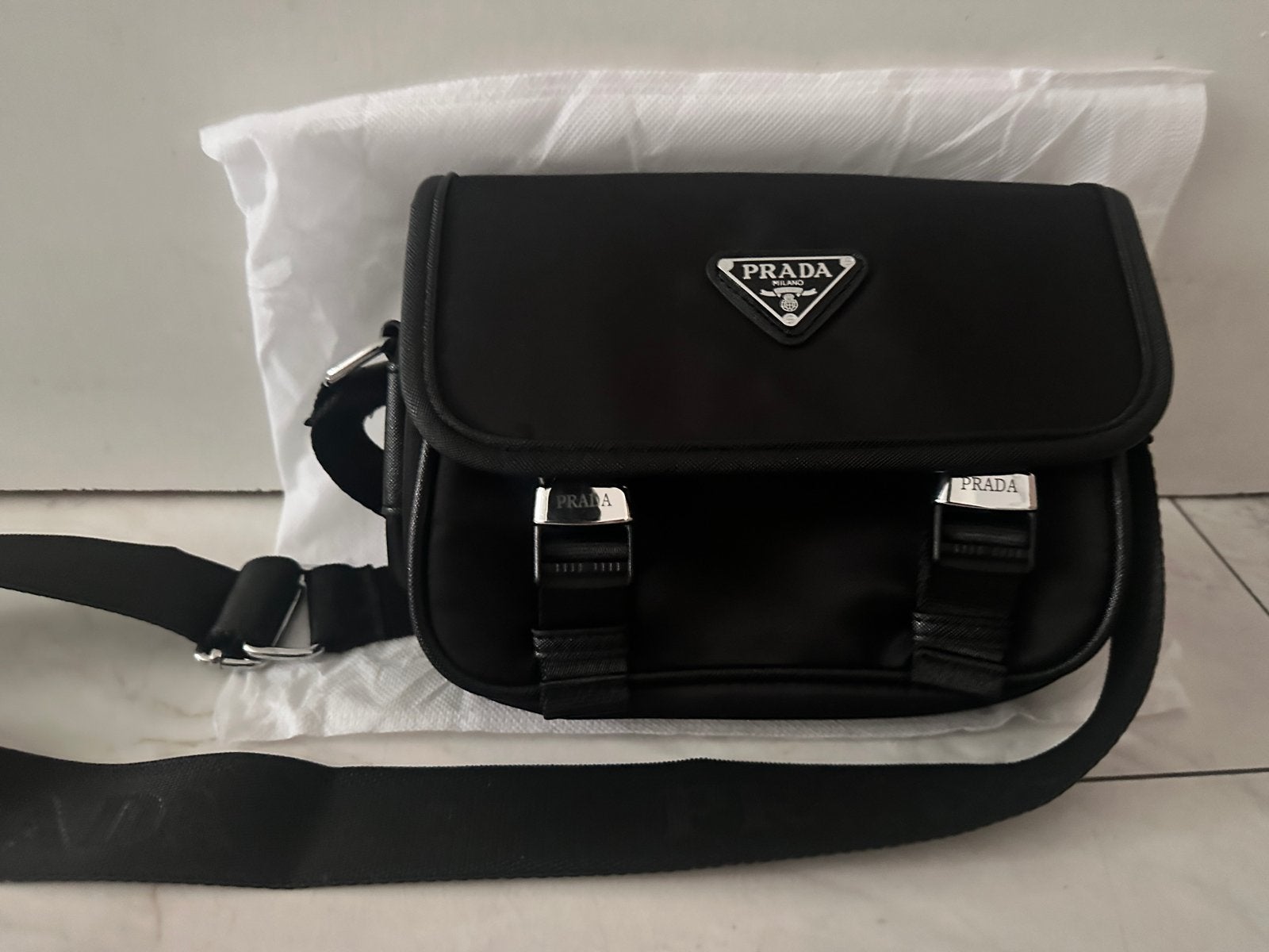 Nieuwe Prada tas - Zwart - Ophalen in Rotterdam, Ophalen, Nieuw, Zwart, Schoudertasje