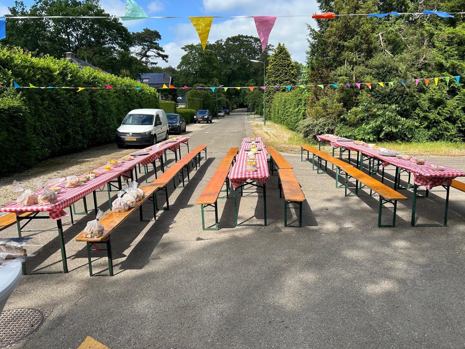 Biertafels & Bierbanken te huur – Gezellig en praktisch!, Ophalen, Gebruikt, Overige