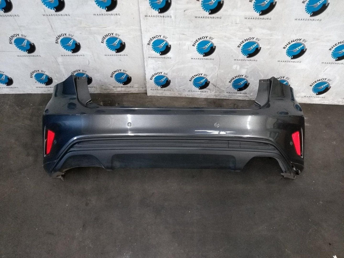 FORD FOCUS ST-Line BUMPER ACHTER 2024, Auto-onderdelen, Gebruikt, Ophalen of Verzenden, Stiba lid, Achter