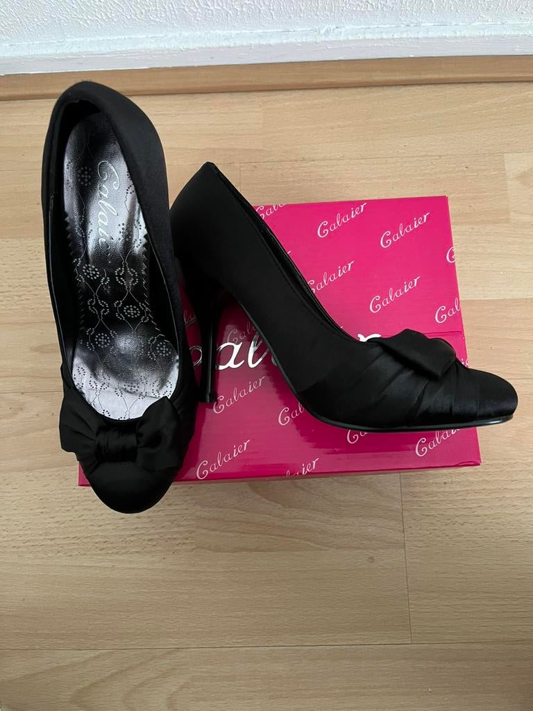 Calaier zwarte pumps. Mt. 36, Pumps, Zwart, Ophalen of Verzenden, Zo goed als nieuw