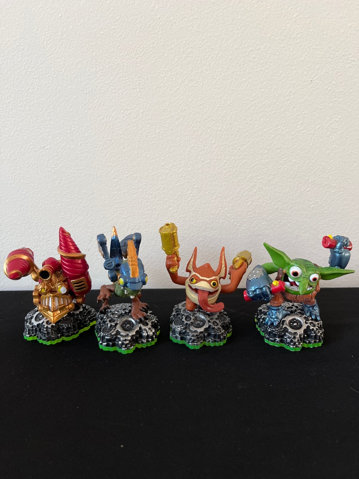 Skylanders Spyro's Adventure - 4 Eerste Generatie Figuren, Ophalen of Verzenden, Zo goed als nieuw