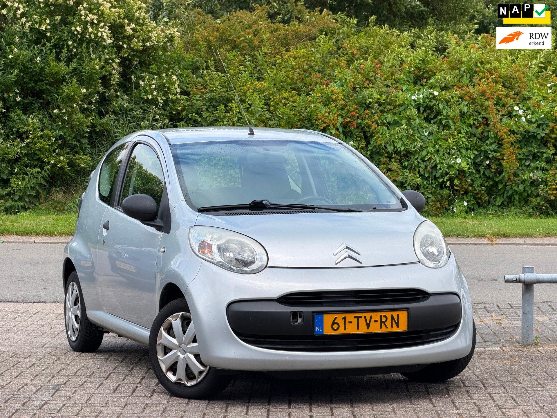 Citroen C1 1.0 / CARPLAY / 3DRS, Voorwielaandrijving, Gebruikt, 4 stoelen, C1
