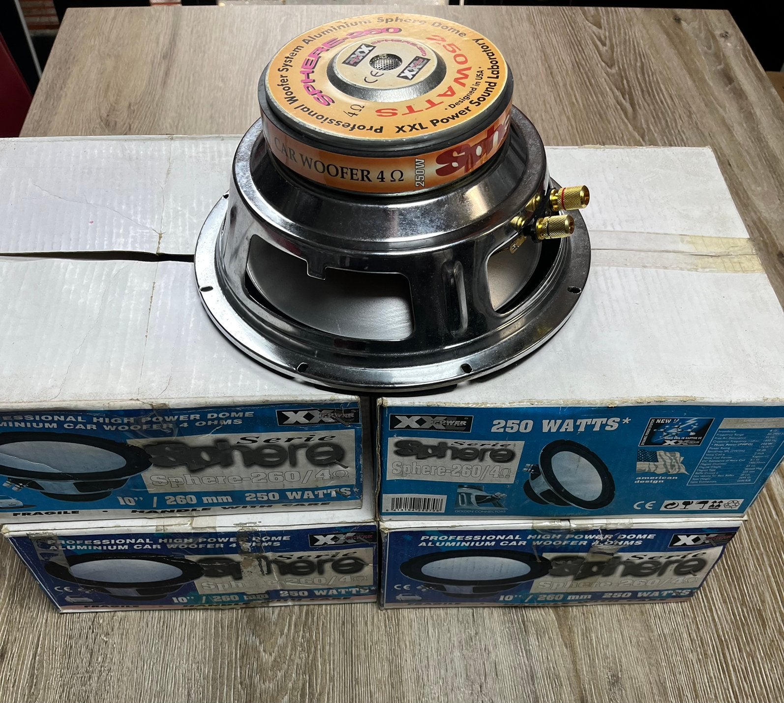 4 powersound XXL woofers 10 inch 250 W, G, G, G, Nieuw