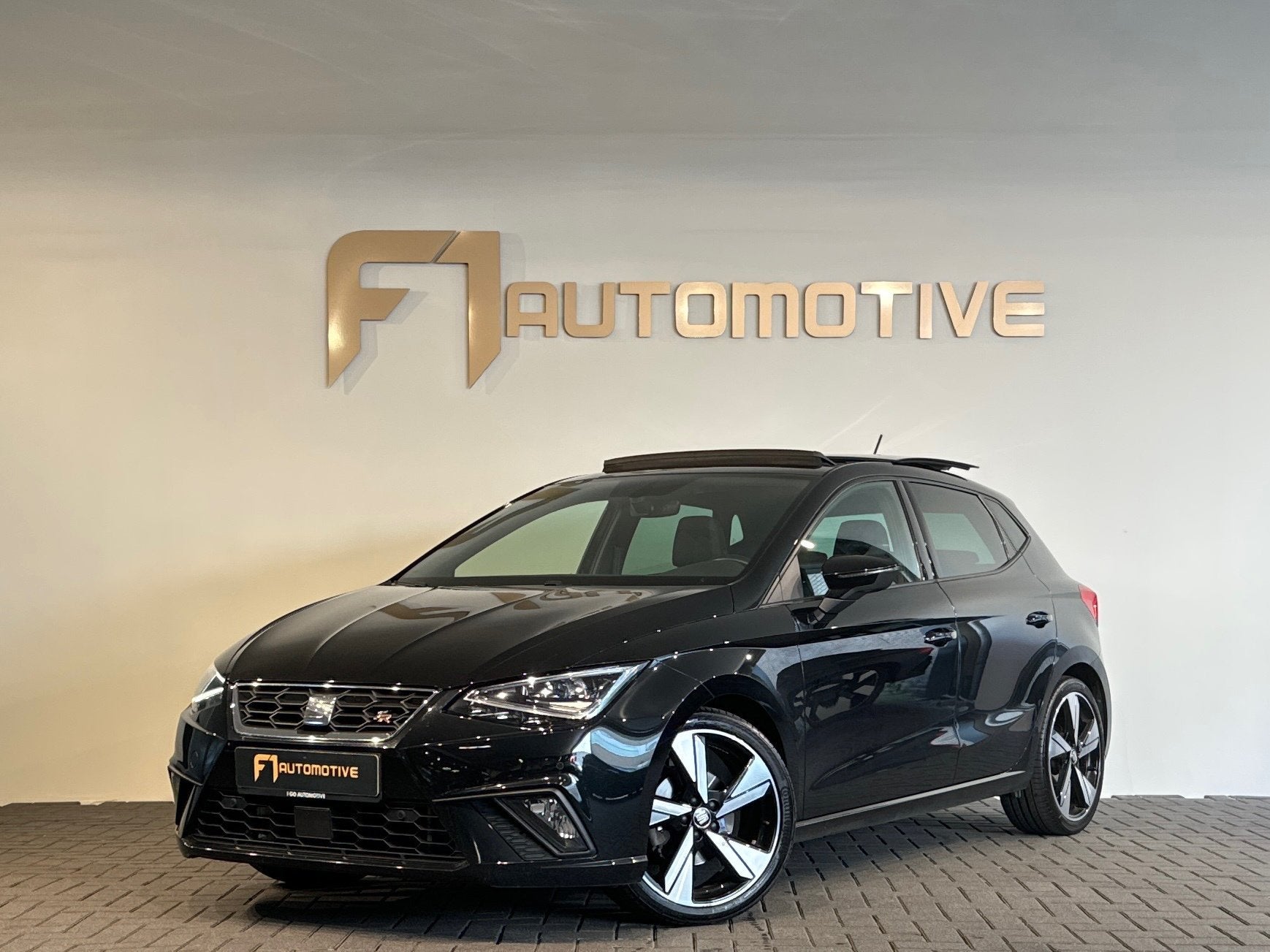 Seat Ibiza 1.0 TSI FR Business Intense Pano|Beats|Keyless, Auto's, Dealer onderhouden, Gebruikt, 580 kg, 1072 kg