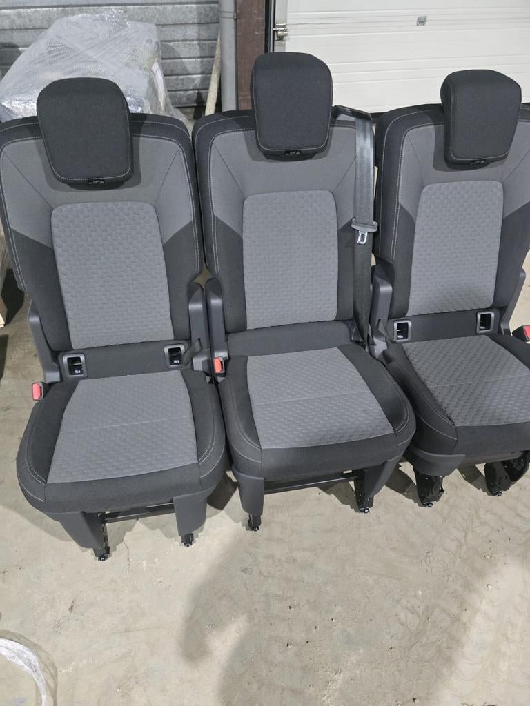 “VW T7 Caravelle /  stoelen 2025/isofix/, Auto-onderdelen, Interieur en Bekleding, Ophalen, Nieuw, Volkswagen