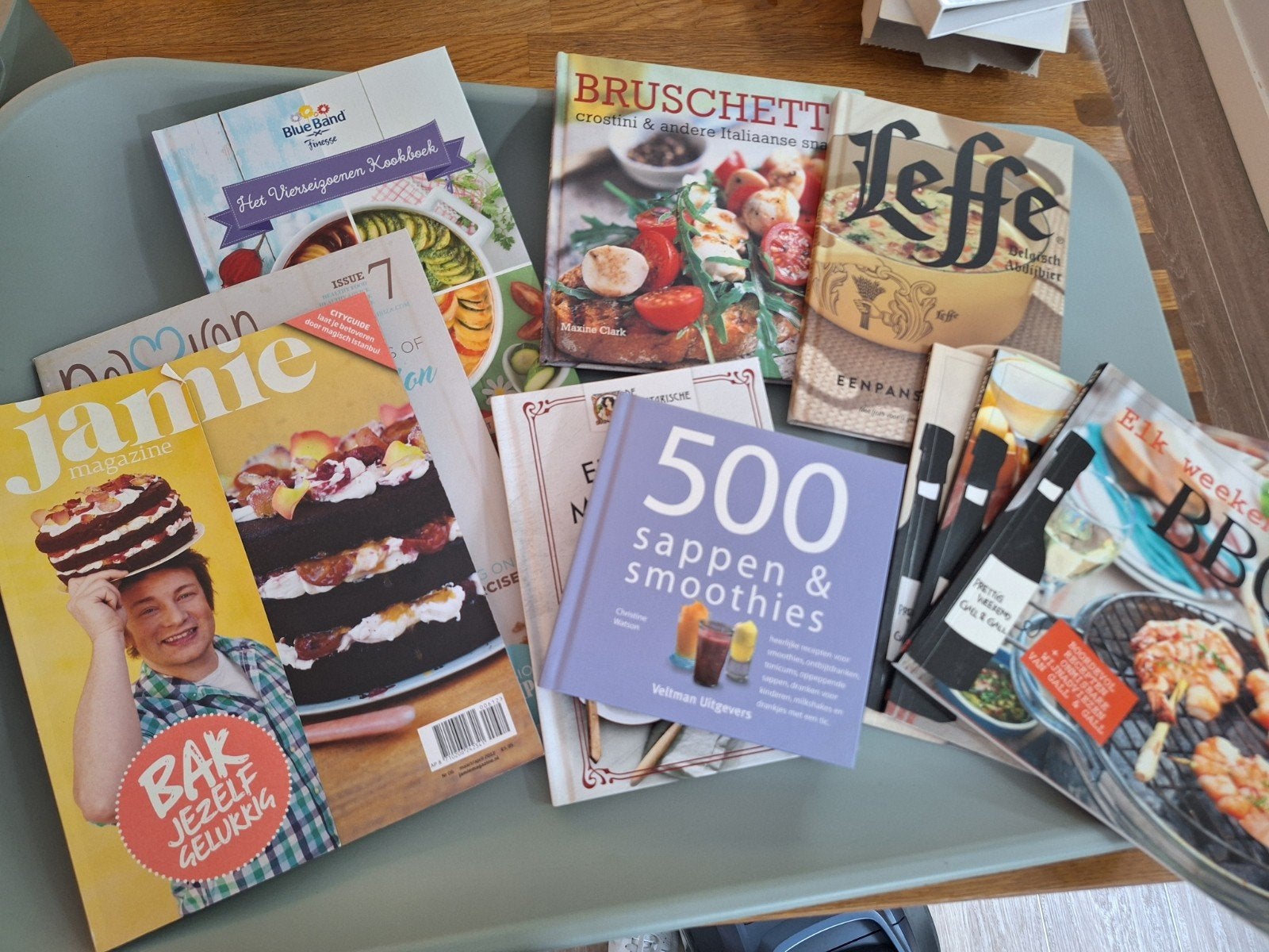 Diverse Kookboeken en magazines, Ophalen, Zo goed als nieuw, Overige typen