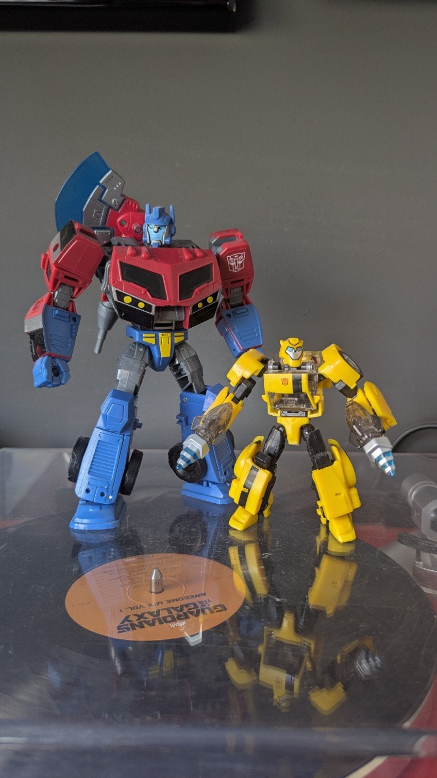 Transformers Legacy United Optimus Prime en Bumblebee, Verzamelen, Transformers, G1, Ophalen of Verzenden, Zo goed als nieuw, Autobots