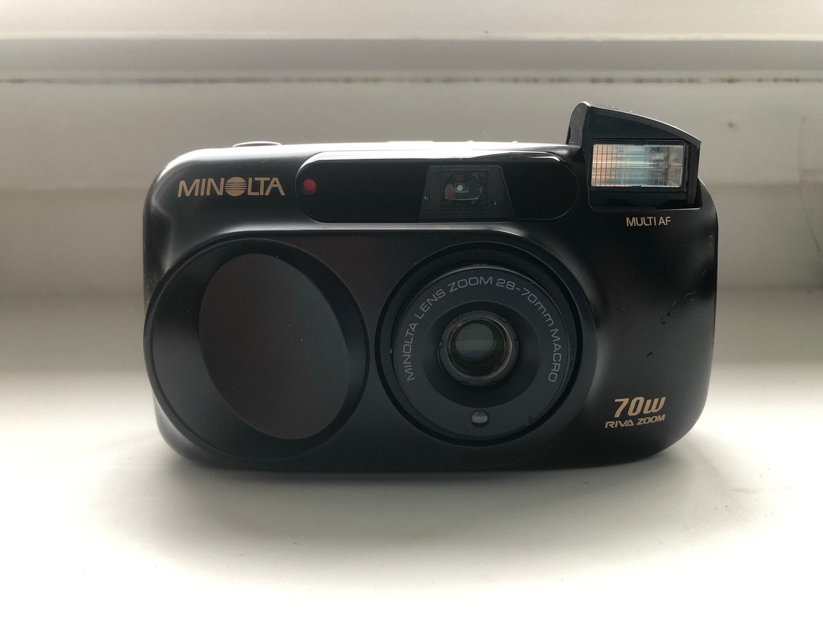 Minolta Riva Zoom 70W 35mm Point and Shoot Film Camera, Audio, Tv en Foto, Fotocamera's Analoog, Ophalen of Verzenden, Gebruikt