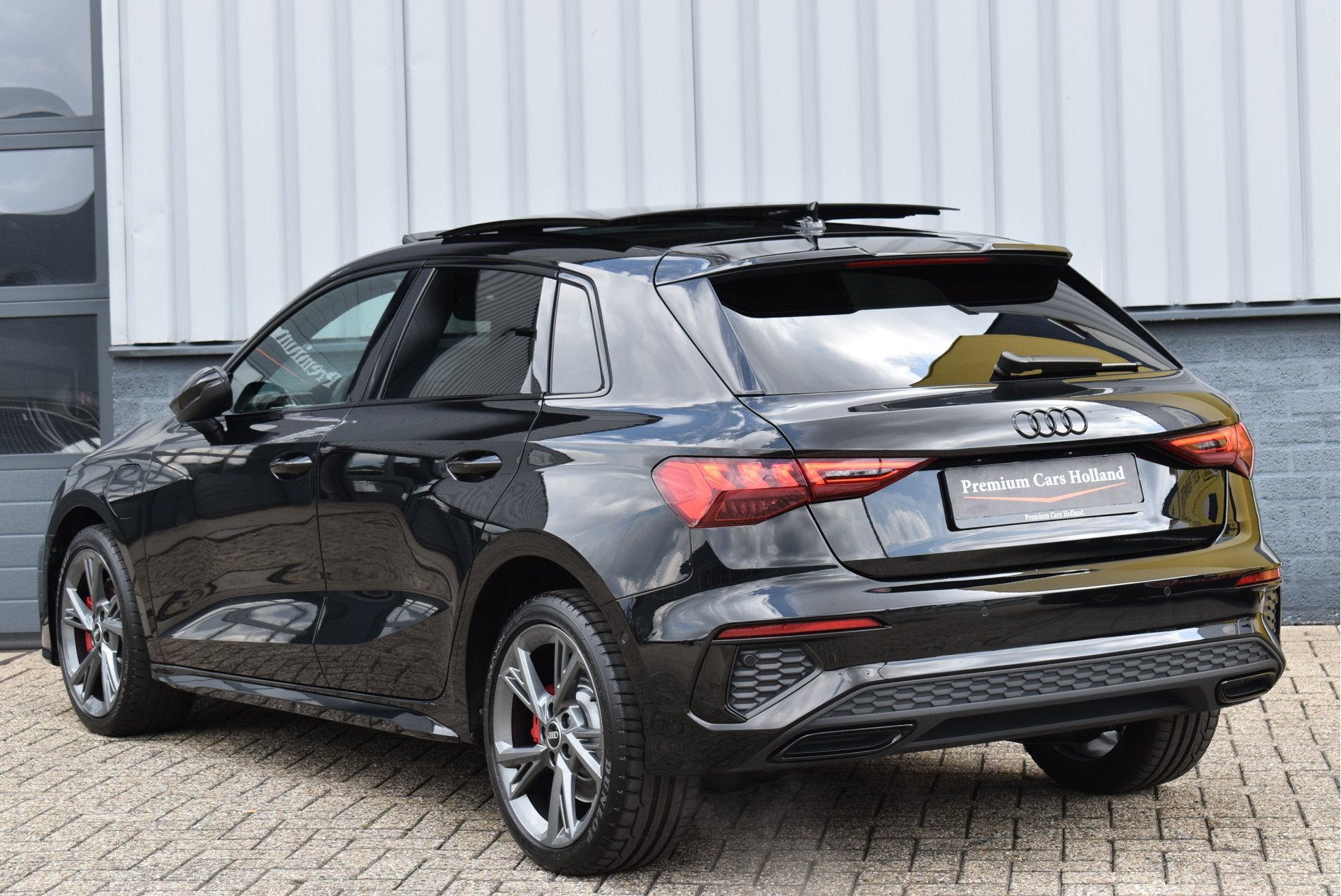 Audi A3 Sportback 45 TFSI e S-Line 245 Pk Pano Memory Leder, Dealer onderhouden, Gebruikt, 4 cilinders, Leder en Stof