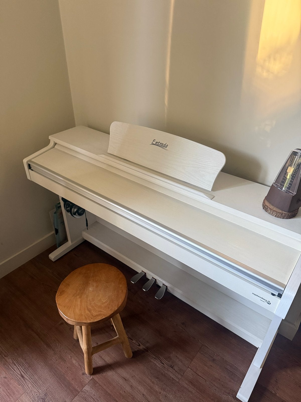 Elektrische piano Entrada D100A, Muziek en Instrumenten, Piano's, Ophalen, Wit, Digitaal, Zo goed als nieuw