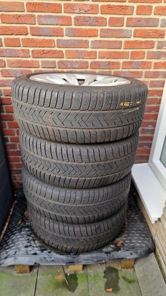 Tesla Model S 19” velgen + winterbanden (2/4 te vervangen), Gebruikt, Banden en Velgen, Winterbanden, 235 mm