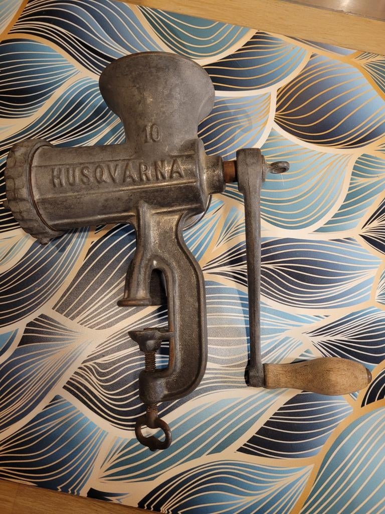 Vintage Husqvarna Vleesmolen Nr. 10, Antiek en Kunst, Ophalen