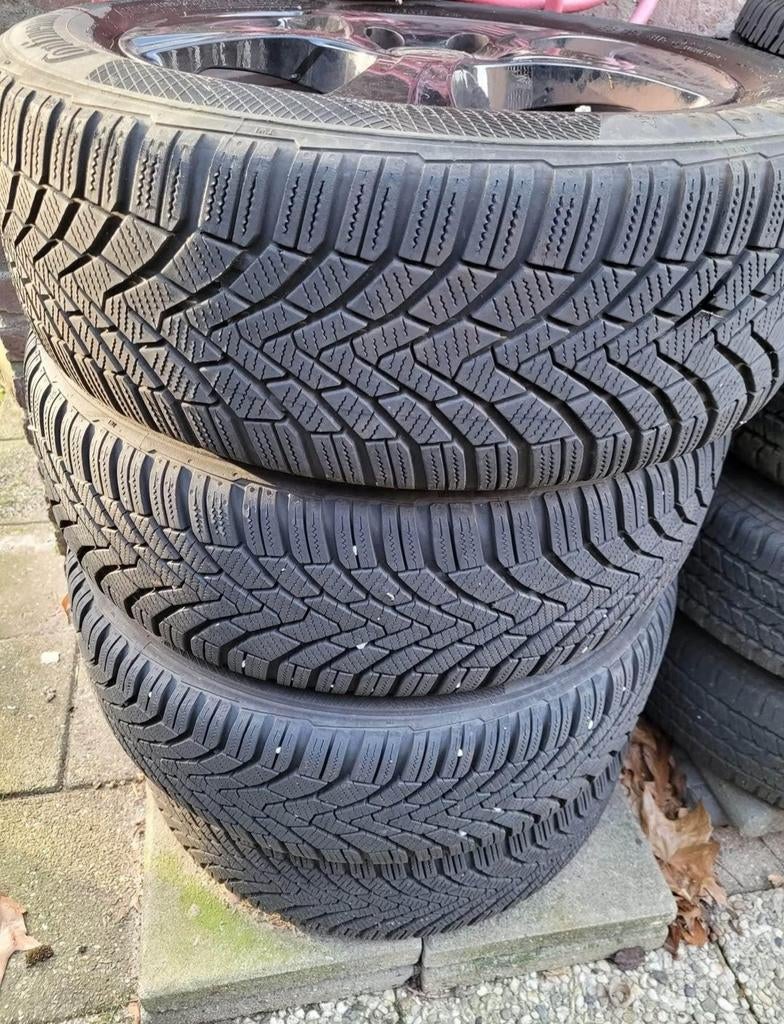 Winterbanden F56 Mini Cooper incl. zwarte velgen, Ophalen, Gebruikt, 16 inch, Banden en Velgen