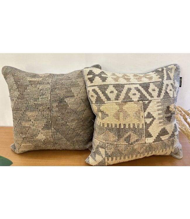 2x Handgemaakte Kelim Kussenhoezen met Vulling 45x45cm, Ophalen of Verzenden, Nieuw, Beige, Vierkant