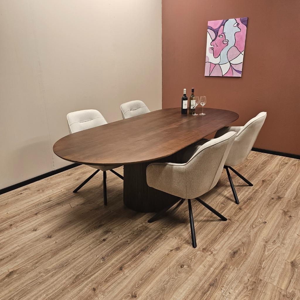 Totale leegverkoop | Japandi Walnoot Eettafel Mangohout |, 100 tot 150 cm, Ophalen of Verzenden, Vijf personen of meer, Ovaal