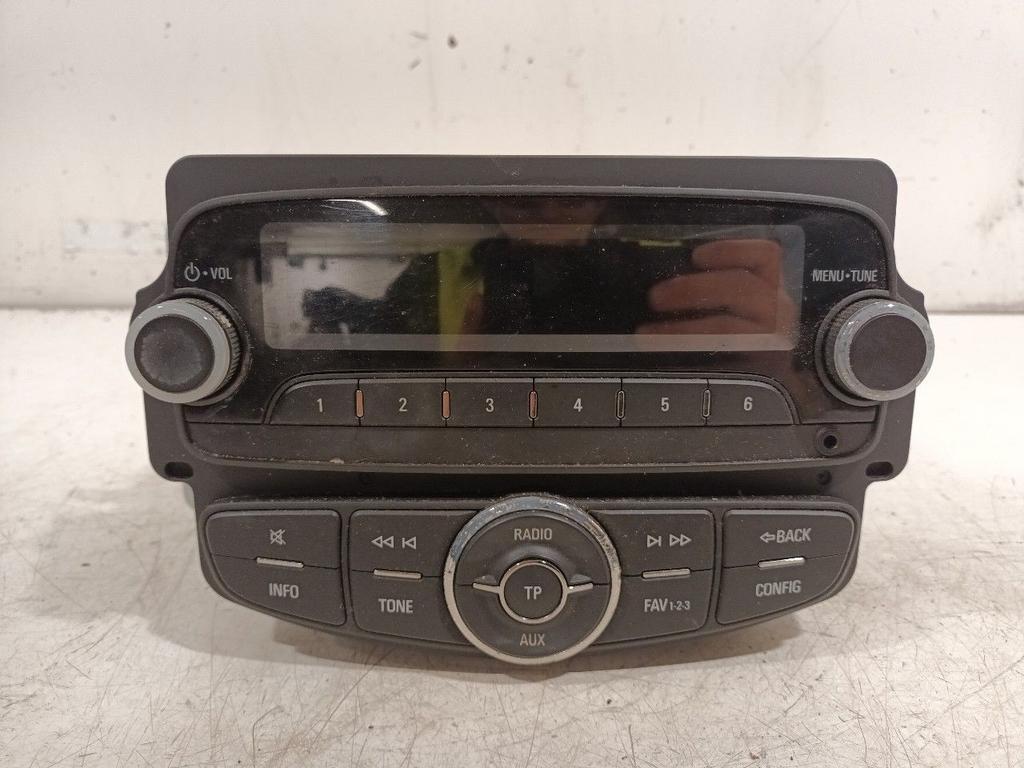 Radio Opel Corsa, Ophalen of Verzenden, Van der Ven Autorecycling B.V., Onderdelen@venauto.nl, Ettenseweg 76, 4706 PB Roosendaal, The Netherlands