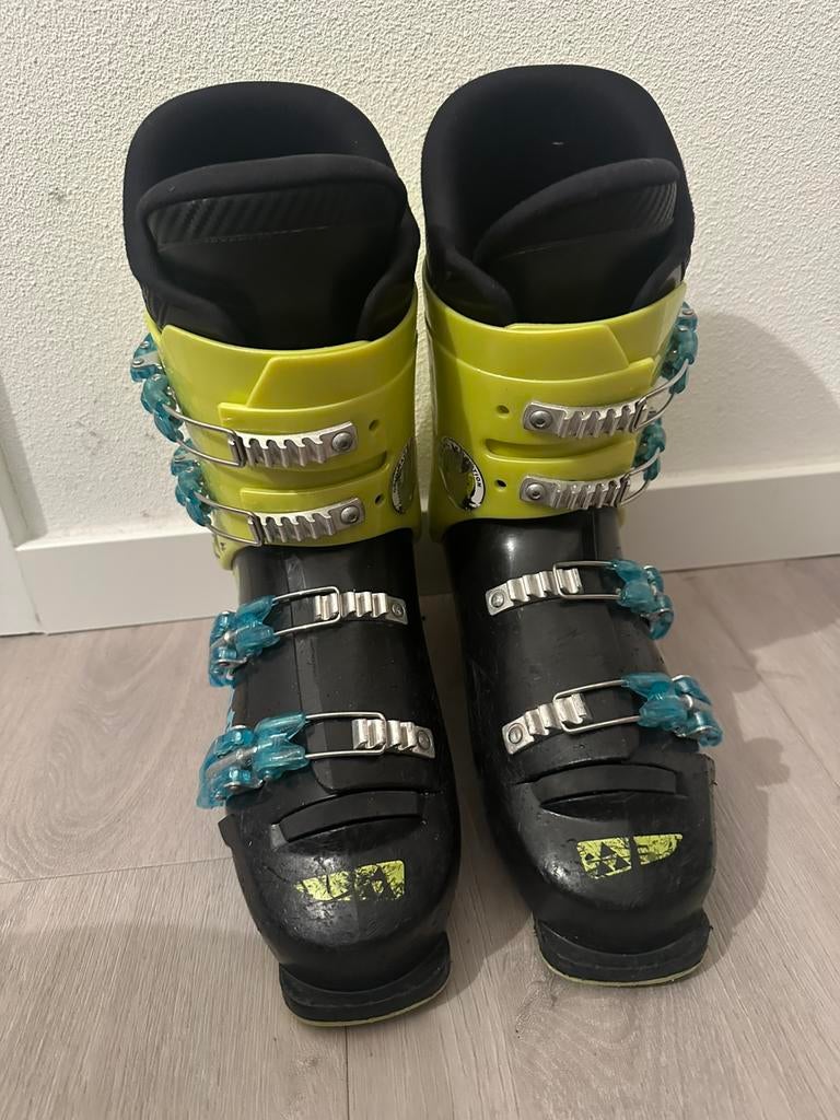 Skischoen Fisher maat 26.5 black/neon, Ophalen, Schoenen, Skiën, Fischer