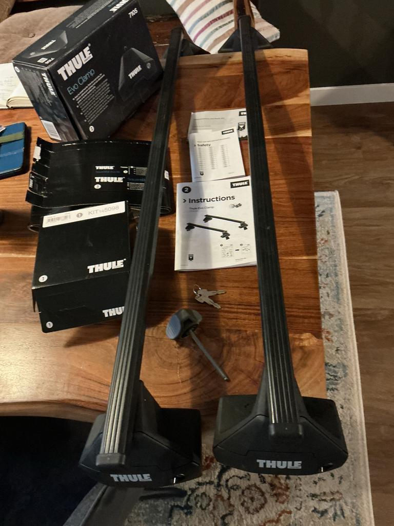 Thule Dakdragers Set Compleet, Auto diversen, Ophalen, Zo goed als nieuw